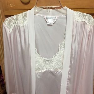 Linea Donatello bridal peignoir set